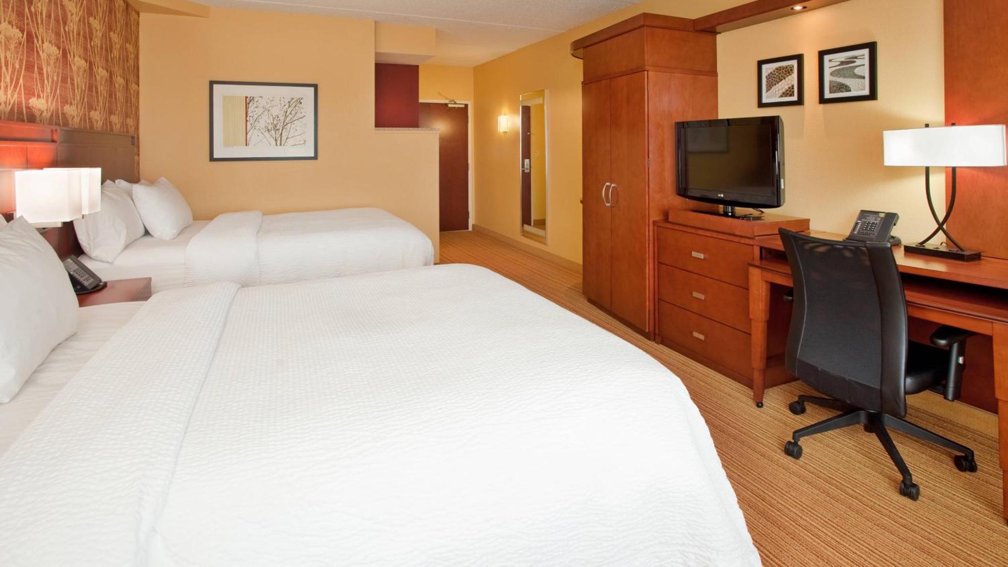 Hotel Courtyard By Marriott Pittsburgh North/Cranberry Woods à Cranberry Township Extérieur photo